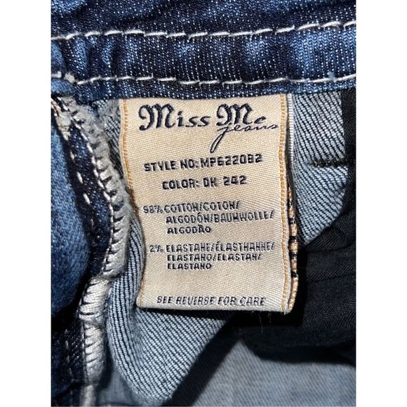 Miss Me Mid Rise Easy Bootcut Jeans Size 28x28 - Picture 7 of 7